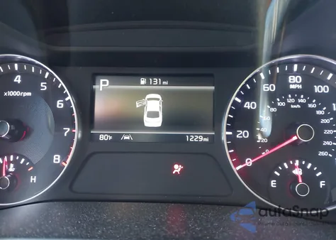 2024 Kia Forte Lxs z USA, uszkodzony, nr VIN 3KPF24AD4RE762975